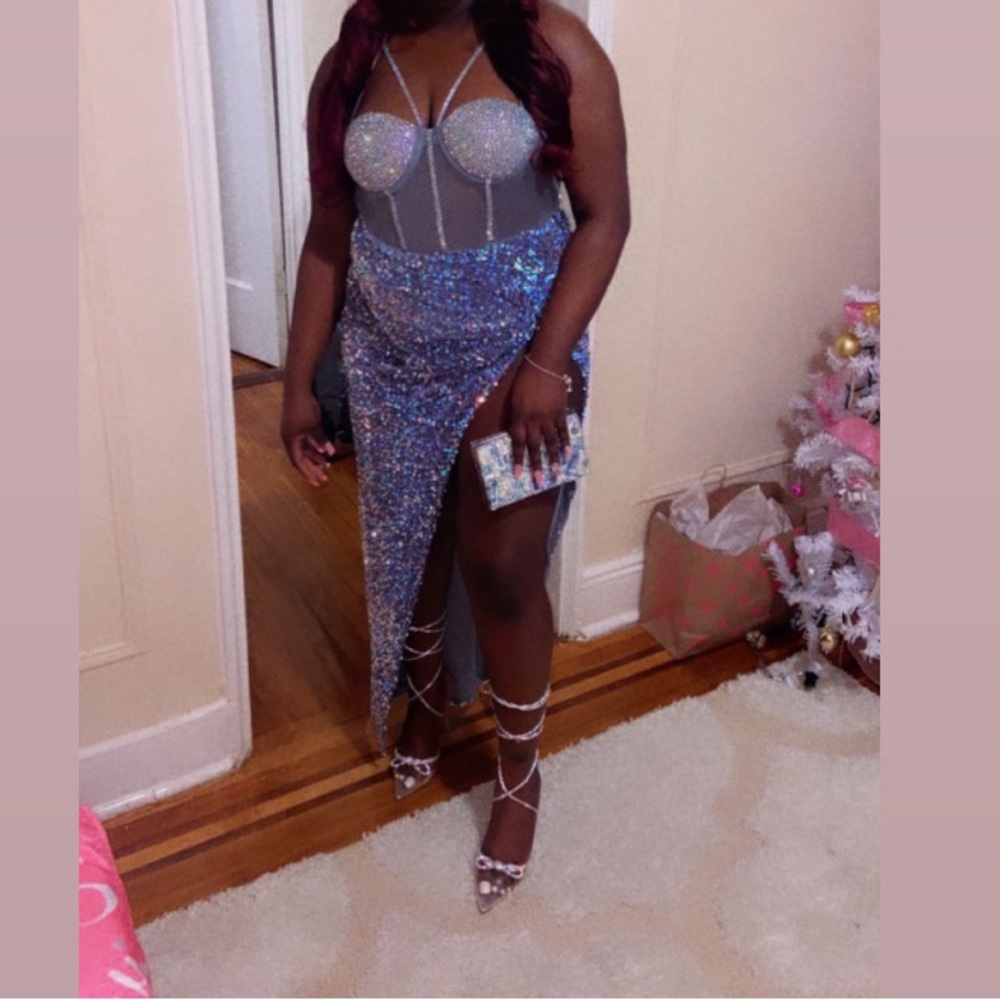 This is a crystal glam dress size medium /large .